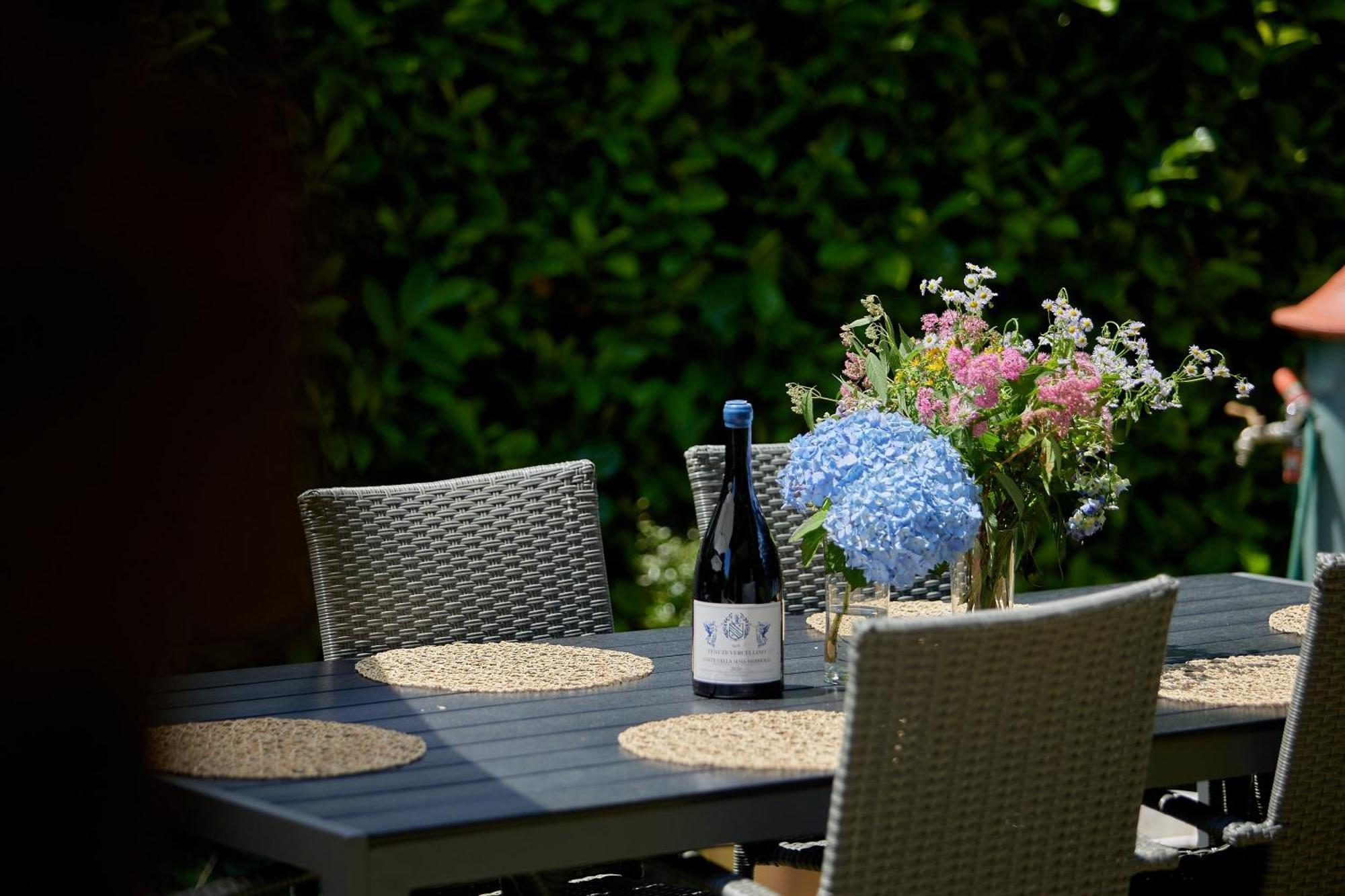 Villetta Con Giardino ⭑⭑⭑⭑⭑ - Wifi, Dogs Allowed 비엘라 외부 사진